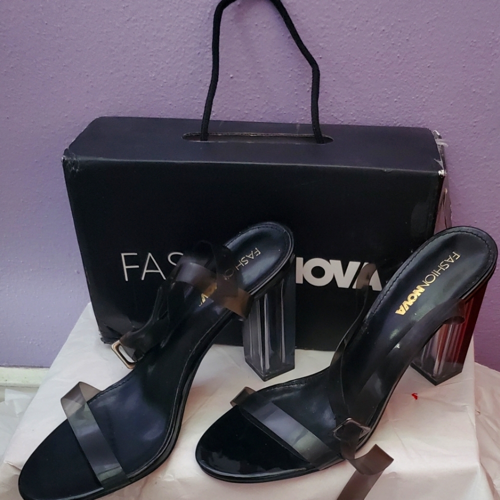 SALE $20 Fashion nova heels